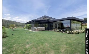 Casa en Arriendo Sector Alto de las Palmas - Envigado