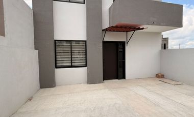 CASA EN RENTA, FRACCIONAMIENTO PRIVADO EL CAMPANARIO