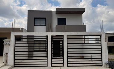 CASA EN RENTA, FRACCIONAMIENTO PRIVADO EL CAMPANARIO