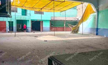 OPERINIDAD DE NEGOCIO ALQUILO LOCAL 500m2 FRENTE A CC MEGAPLAZA