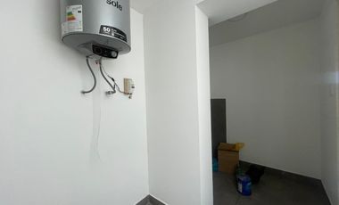 Flat 115 m² en 4to Piso – Urb. Valle Hermoso, Surco