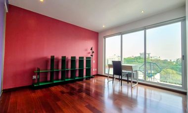 RENTA PENTHOUSE AMUEBLADO CON ROOF GARDEN PRIVADO EN NUEVO LEON CONDESA