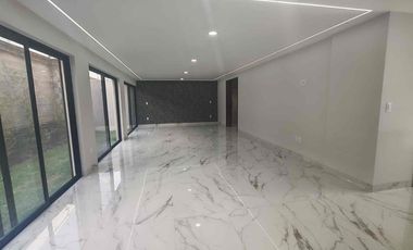 Residencia en Venta Lomas de Angelópolis Parque Dublín, Amplia, Moderna y con Roof Garden