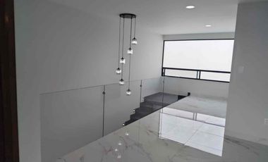 Residencia en Venta Lomas de Angelópolis Parque Dublín, Amplia, Moderna y con Roof Garden