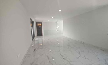 Residencia en Venta Lomas de Angelópolis Parque Dublín, Amplia, Moderna y con Roof Garden