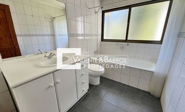 Casa en Venta en Condominio Los Nogales Machalí