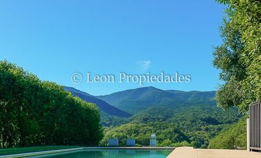 Leon Propiedades vende o arrienda con compromiso de compraventa hermosa casa en condominio, Curacaví.