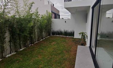 Casa en Venta parque Cuernavaca Lomas de Angelópolis, 3 Recámaras cerca de Chedraui selecto.