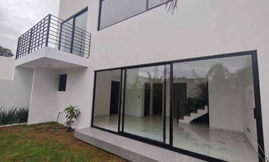 Casa en Venta parque Cuernavaca Lomas de Angelópolis, 3 Recámaras cerca de Chedraui selecto.