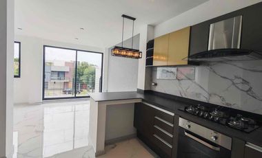 Casa en Venta parque Cuernavaca Lomas de Angelópolis, 3 Recámaras cerca de Chedraui selecto.