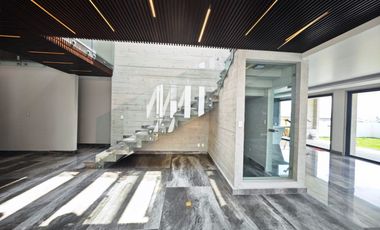 CASA EN VENTA PUERTA GRANDE BOSQUE ESMERALDA ATIZAPAN