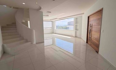 Casa en Renta en Las Vilas de Atizapán de Zaragoza (Contrato de 6 meses )