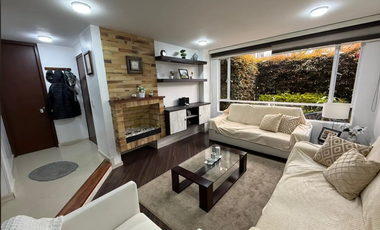 VENDO CASA BARRIO CEDROS CHIA