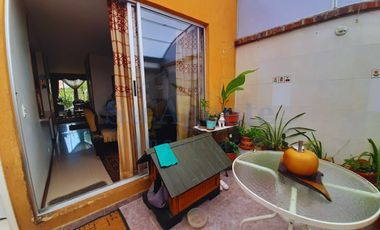 Venta, Casa 3 niveles, patio y parqueadero, La Balsa, Chia