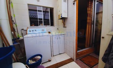 Venta, Casa 3 niveles, patio y parqueadero, La Balsa, Chia