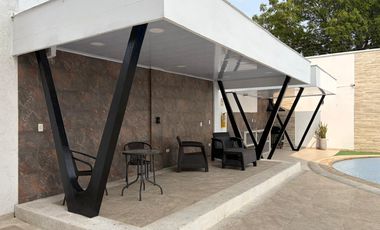 LINDO Y COMODO APARTAMENTO.