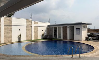 LINDO Y COMODO APARTAMENTO.