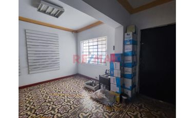Alquiler De Oficina Local Almacén Primer Piso En Cercado De Lima – Av. Arica