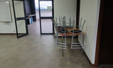 DEPARTAMENTO DE ALQUILER EN TUMBACO