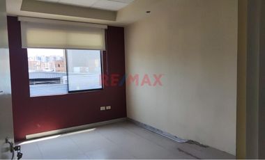 Alquiler Oficina / Almacén 120 M² Av. Arica – Cercado De Lima