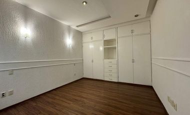 Departamento en Renta – Chapalita Sur