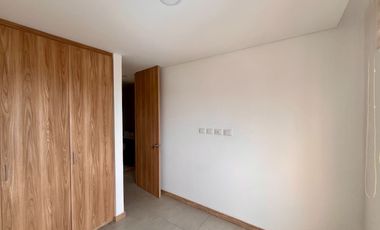 Se renta lujoso apartamento nuevo, exclusivo y central en Pereira.
