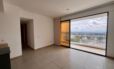 Se renta lujoso apartamento nuevo, exclusivo y central en Pereira.