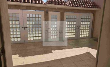 Amplia casa en excelente ubicación en Parque Residencial Coacalco