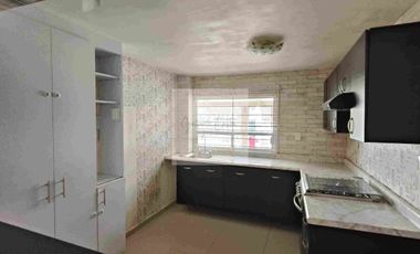 Amplia casa en excelente ubicación en Parque Residencial Coacalco