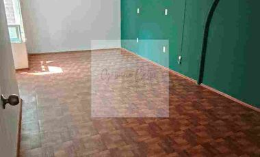 Amplia casa en excelente ubicación en Parque Residencial Coacalco