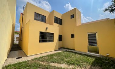 Casa en venta. Fracc. Puerta Magna, Zona Country, Villahermosa Tabasco.