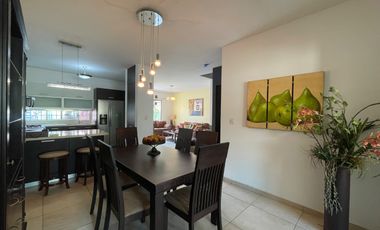 Casa en venta. Fracc. Puerta Magna, Zona Country, Villahermosa Tabasco.