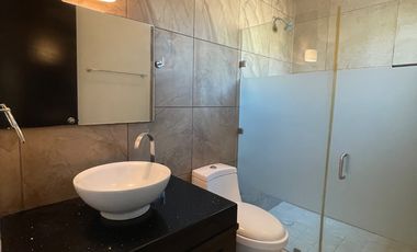 Casa en venta. Fracc. Puerta Magna, Zona Country, Villahermosa Tabasco.
