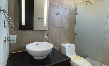 Casa en venta. Fracc. Puerta Magna, Zona Country, Villahermosa Tabasco.
