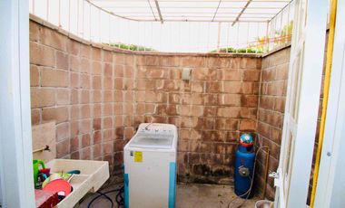 CASA CON TERRENO EXCEDENTE EN ESQUINA UBICADA EN LAS GARZAS