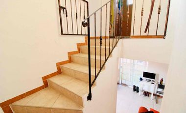 CASA CON TERRENO EXCEDENTE EN ESQUINA UBICADA EN LAS GARZAS