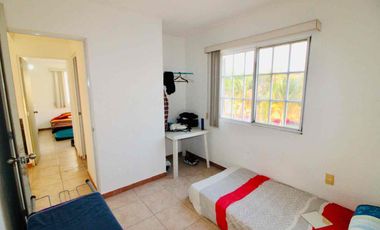 CASA CON TERRENO EXCEDENTE EN ESQUINA UBICADA EN LAS GARZAS