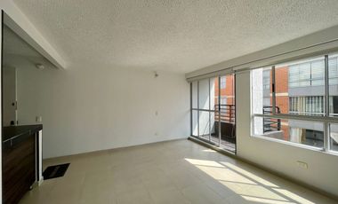 SE VENDE apartamento en CUARTO PISO con balcón ubicado en el Conjunto Caminos de San Rafael.