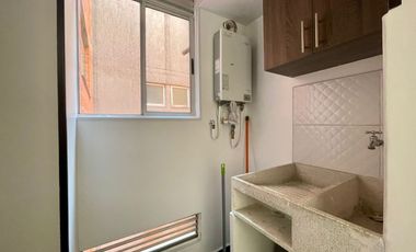 SE VENDE apartamento en CUARTO PISO con balcón ubicado en el Conjunto Caminos de San Rafael.