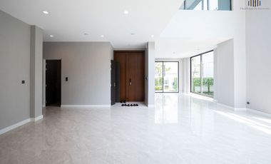 Selling at a Loss! Units at this price are no longer available!! 5BR 6BA 3-Storey House for SALE at The Gentry Cultivar Rama 9