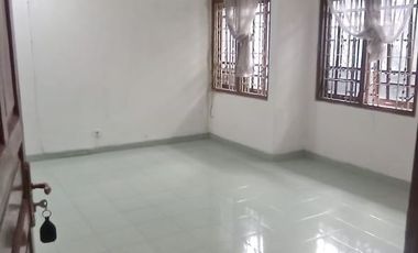 Rumah Sorowajan Dekat Jl Gedongkuning, Selatan Amplaz, UIN, UGM, Gowok