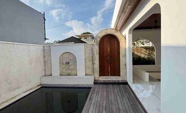 Di Jual Vila siap Huni 1 lantai 2 bedroom akses jalan utama dekat pantai Jimbaran