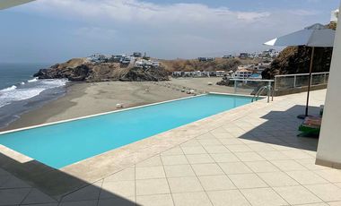 Venta hermosa casa sobre el mar en Playa Misterio