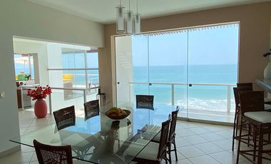 Venta hermosa casa sobre el mar en Playa Misterio
