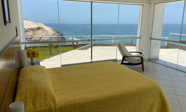 Venta hermosa casa sobre el mar en Playa Misterio