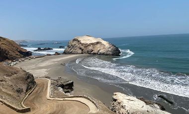 Venta hermosa casa sobre el mar en Playa Misterio
