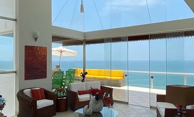 Venta hermosa casa sobre el mar en Playa Misterio