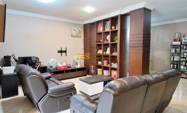 Jual Rumah Siap Huni Furnish di Komplek Cemara Asri - Medan