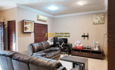 Jual Rumah Siap Huni Furnish di Komplek Cemara Asri - Medan