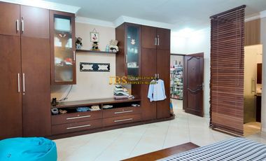 Jual Rumah Siap Huni Furnish di Komplek Cemara Asri - Medan